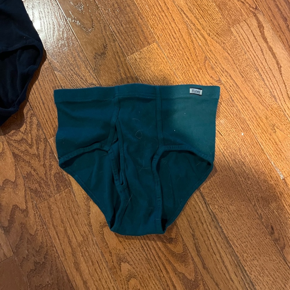 NWOT Men’s Hanes Comfort Soft Mid Rise Briefs, Bundle of 4, Large - Picture 4 of 12